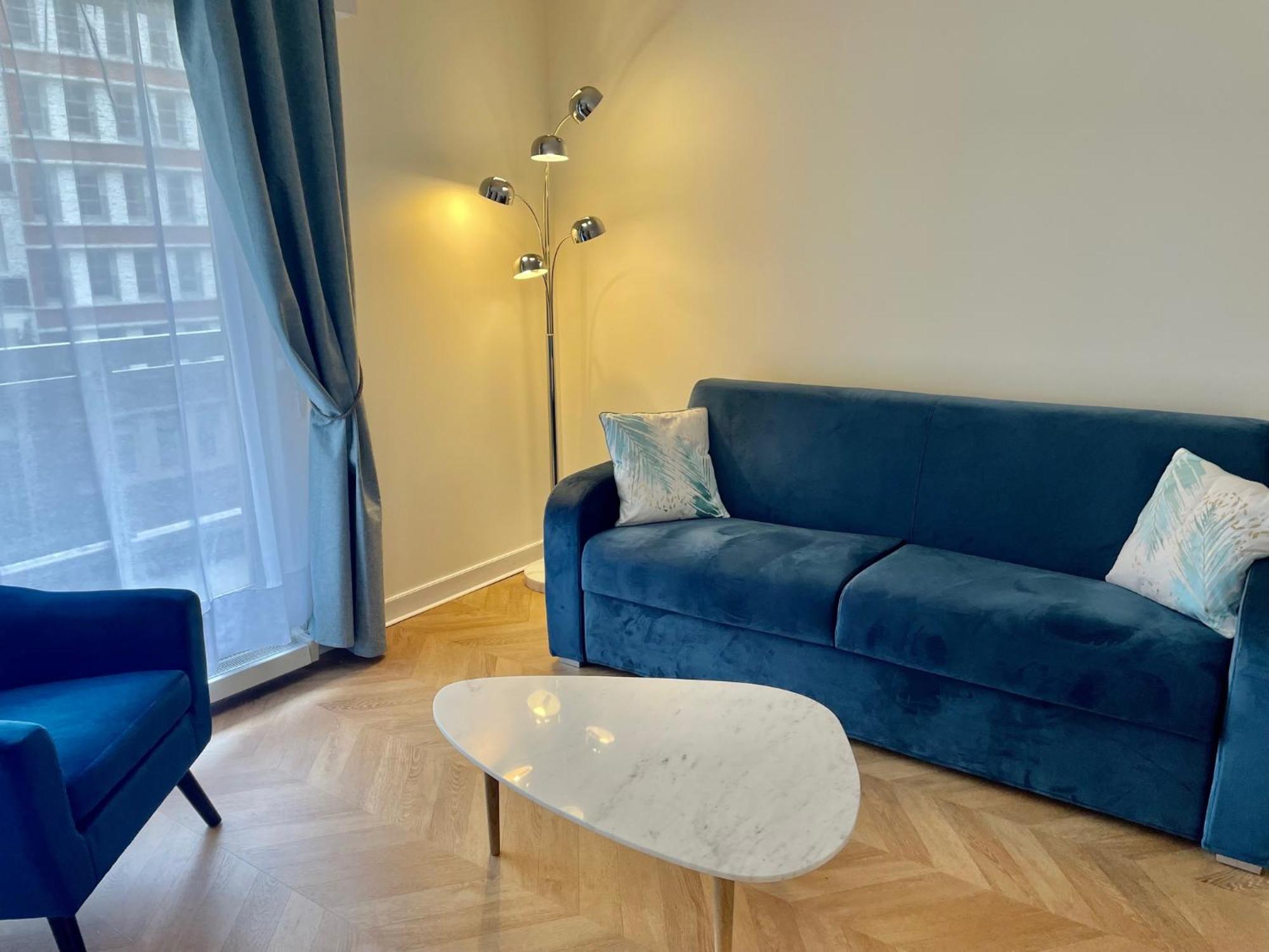 Apartment Large Invalides Montparnasse Paris